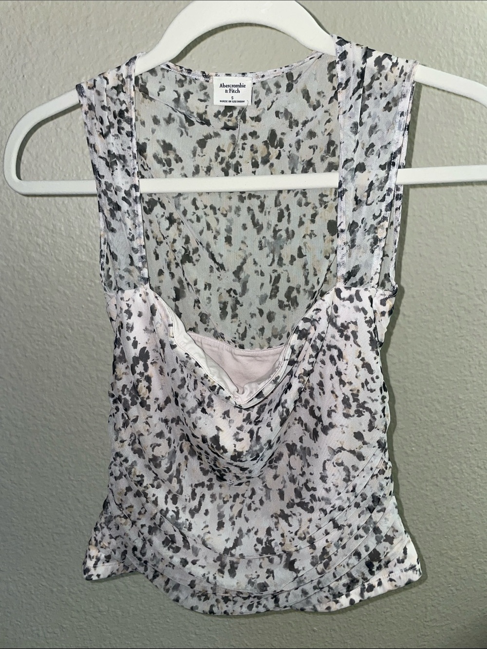 Abercrombie & Fitch Light Pink and Gray Leopard-Print Ava Tank